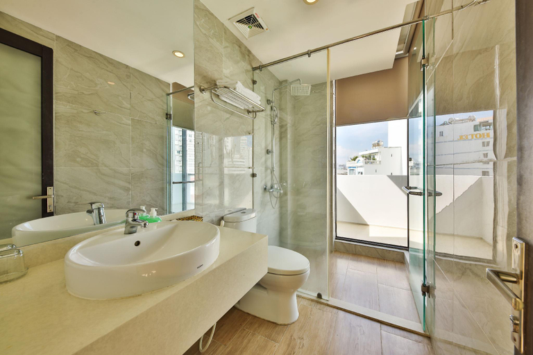 Bathroom 4, Daisy Flower Nha Trang, Nha Trang