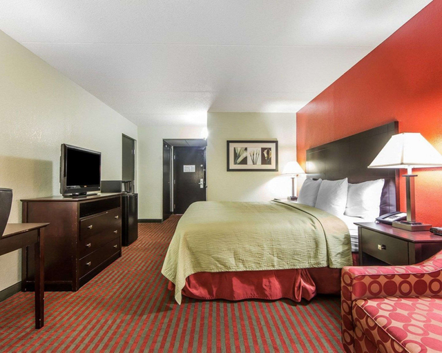 Bedroom 3, Quality Inn Sweetwater West, Monroe