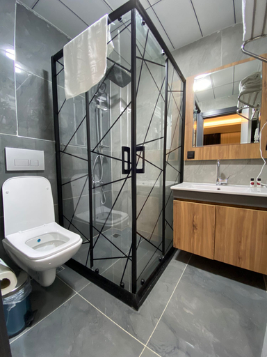 Bathroom 5, OTEL ORTADOĞU, Merkez