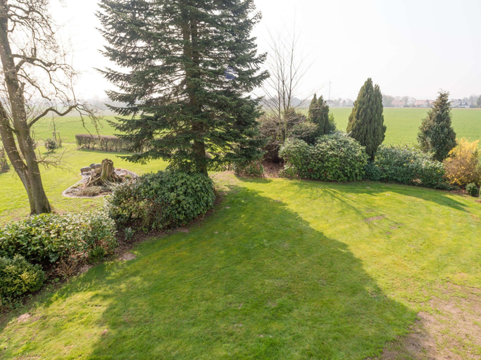 Others 4, Spacious Apartment in Leopoldshöhe near Teutoburg Forest, Lippe