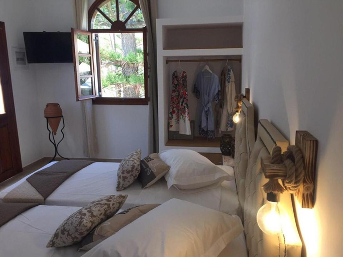 Bedroom 2, Philoxenia Hotel & Studios, South Aegean