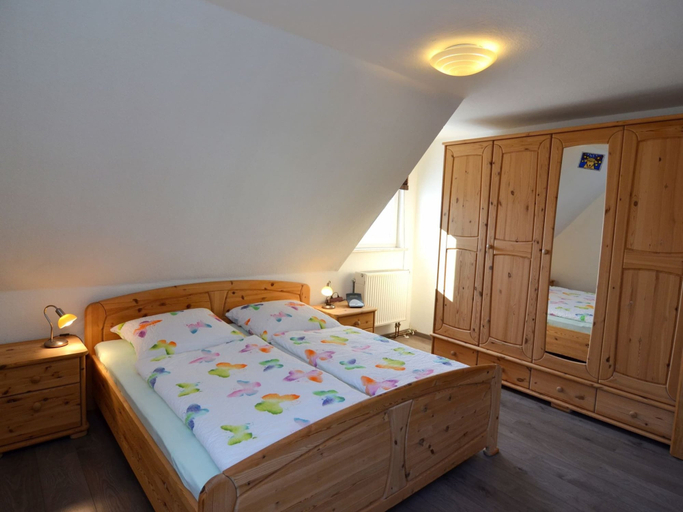 Bedroom 2, Apartment in the Middle of Franconian Switzerland, Forchheim