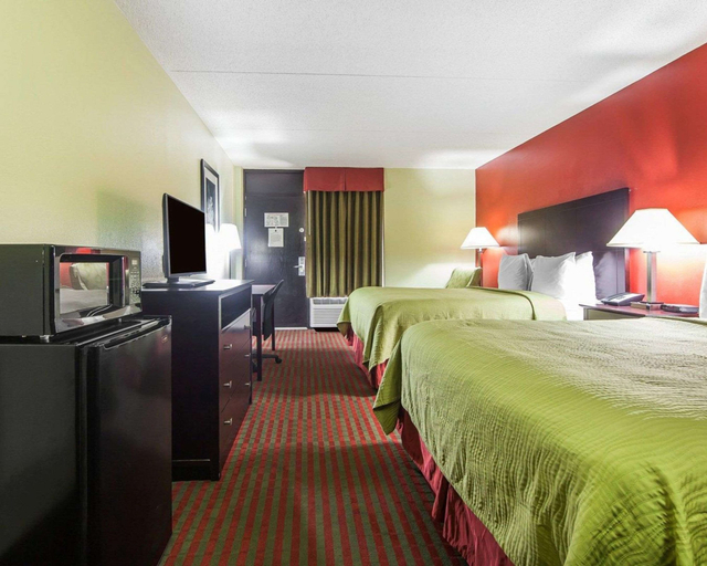 Bedroom 3, Quality Inn Sweetwater West, Monroe