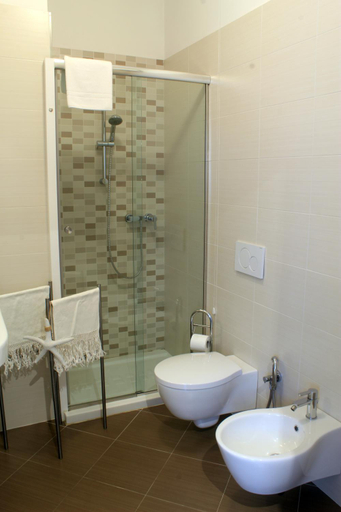 Bathroom 4, MARIMAR - Apartments OTRANTO, Lecce