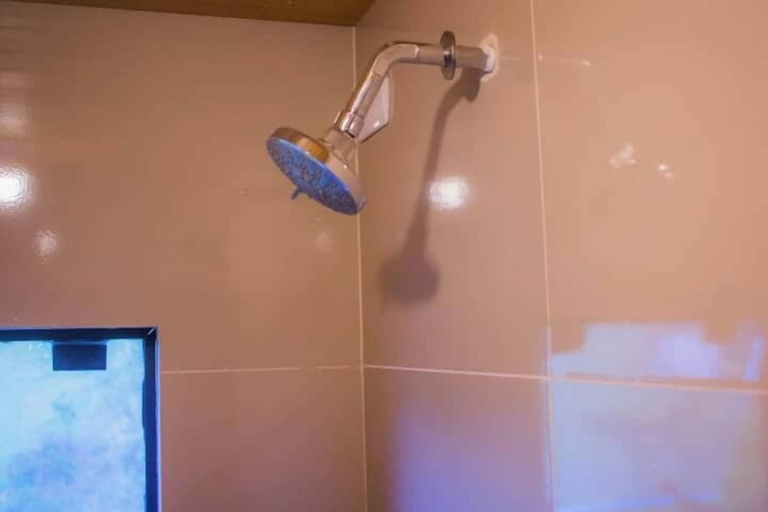 Bathroom 4, 7 Flechas, Bom Retiro