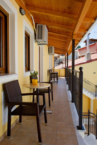 Food & Drinks, Villa Diamond 2, Epirus