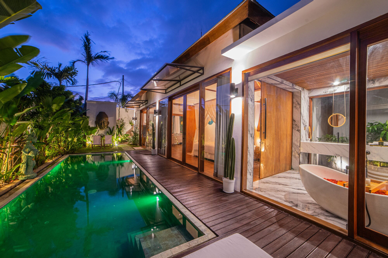 Swimming Pool 27