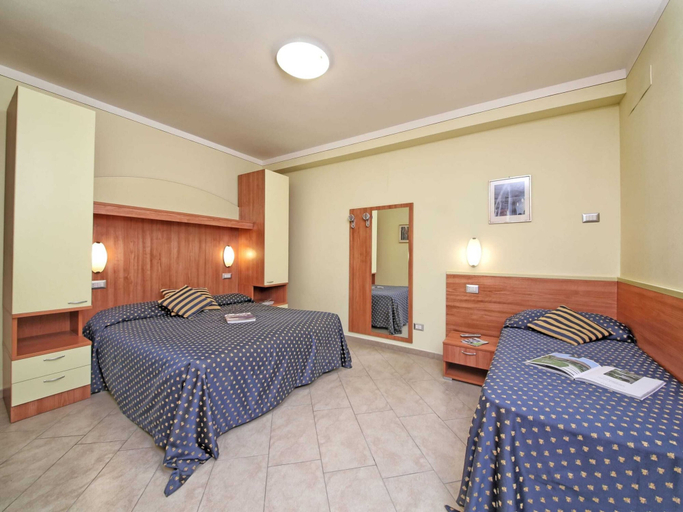 Bedroom 3, Belvilla by OYO Soiano Mono, Brescia