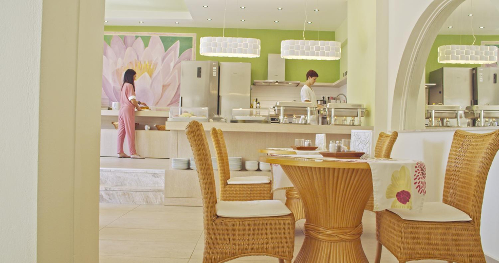 Food & Drinks 4, Waterlily Hotel Apartments, Crete