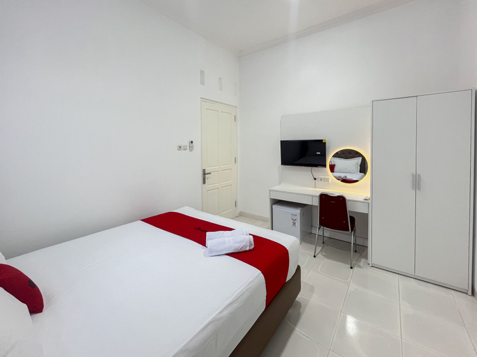 Bedroom 8