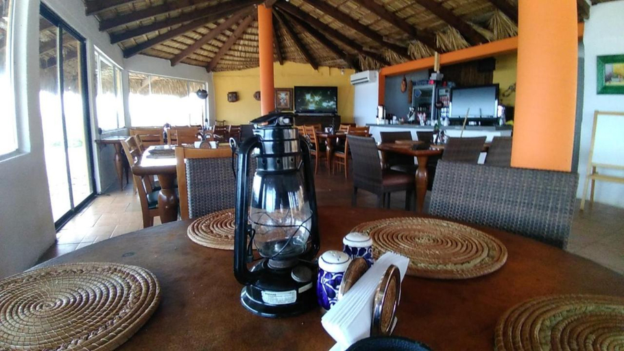 Food & Drinks 4, Los Vientos Hotel, Ensenada