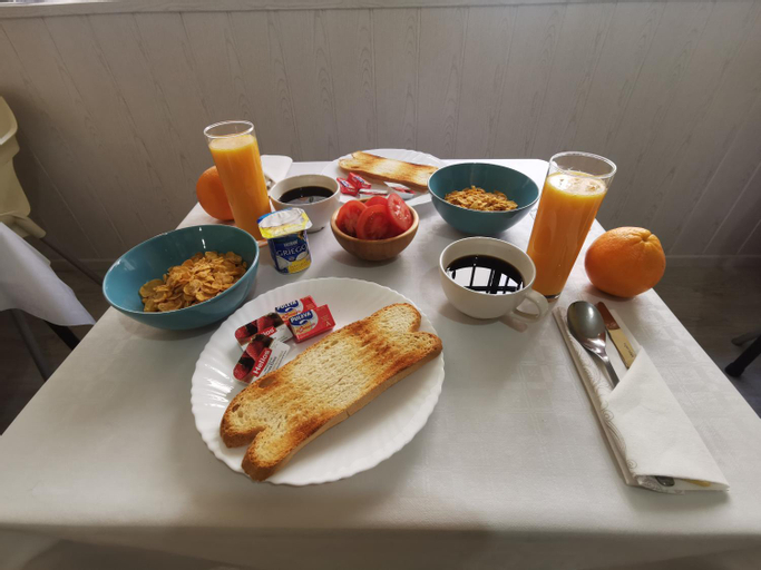 Food & Drinks 5, Hostal Dona Carmen, Málaga