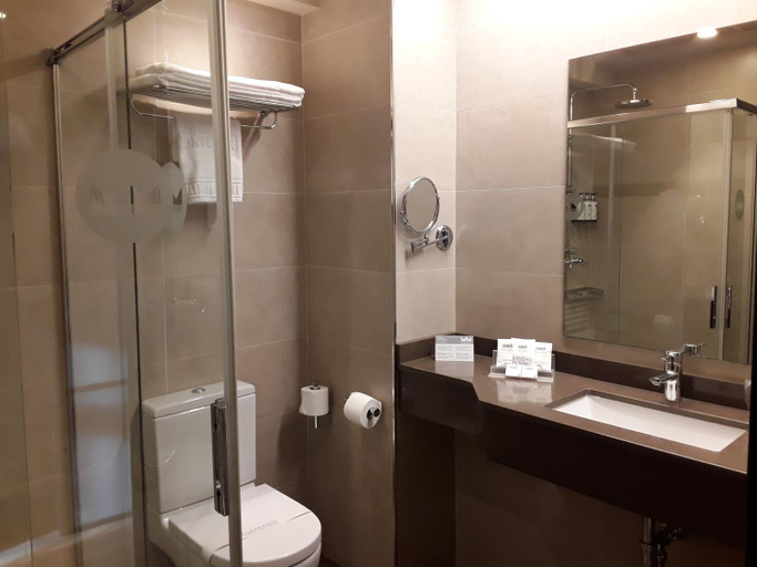 Bathroom 4, Montemar, Asturias