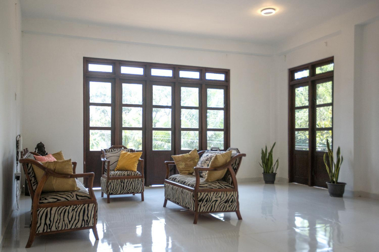 Others 4, Kandy Fortress- Free Pick up From Kandy City, K.F.G. & G. Korale