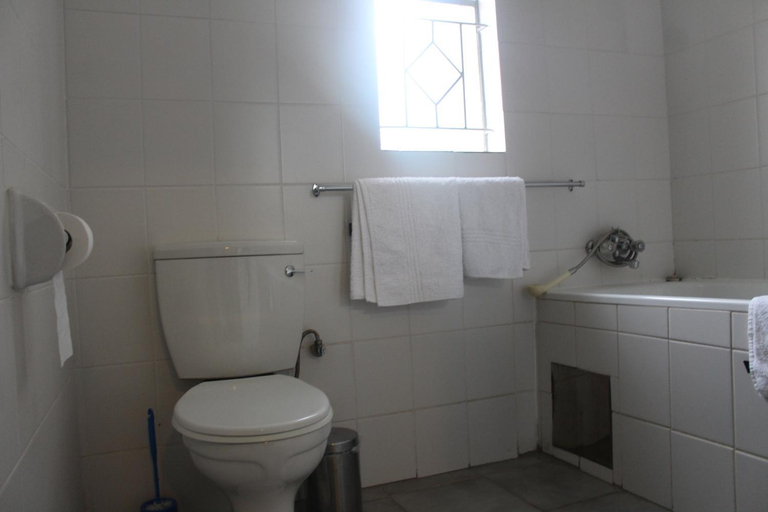 Others 3, Strand Meadows B&B, Gaborone