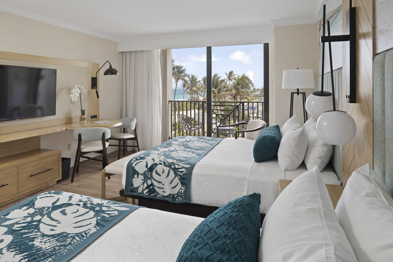 Bedroom 3, Opal Grand Oceanfront Resort & Spa, Palm Beach
