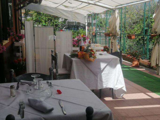 Others 3, Rooms and Breakfast da Carla, Genova