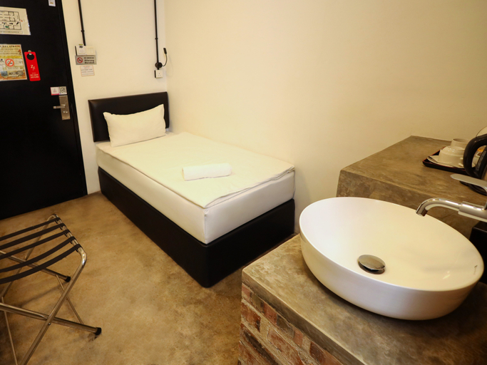 Bedroom 3, Suite 18 Boutique Hotel, Kuala Terengganu