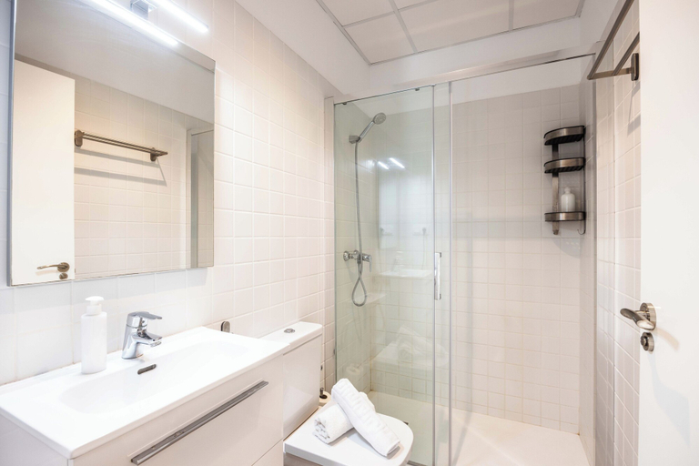 Bathroom 4, Apartamentos Turísticos Gran Vía, Murcia