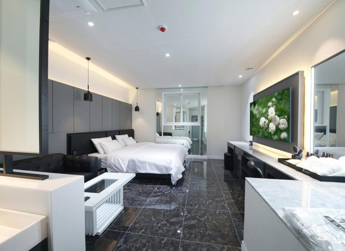 Bedroom 2, Wonju WJ Hotel Full House, Wonju