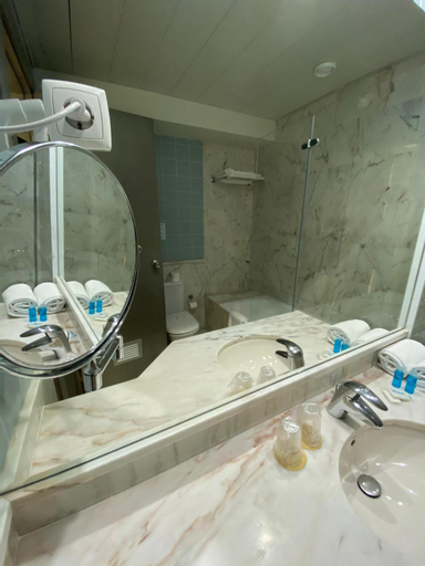 Bathroom 15