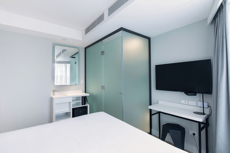 Bedroom 27