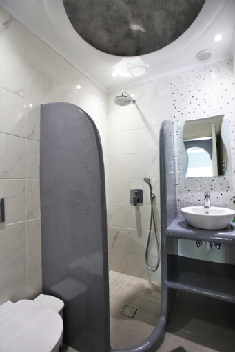 Bathroom 3, Dimitris Villas, South Aegean