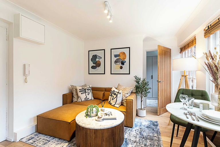 Bedroom 3, Putney Chic 1-bed Gem, London