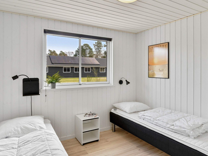 Bedroom 2, 5 Star Holiday Home in Frederiksvaerk, Halsnæs