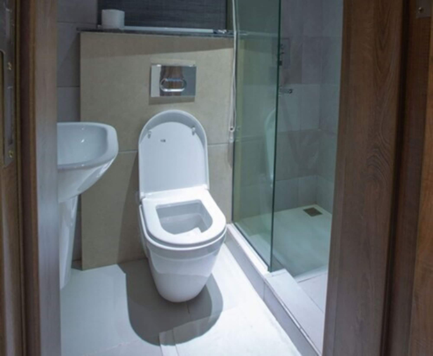 Bathroom 4, Ivana Signature, AbujaMun