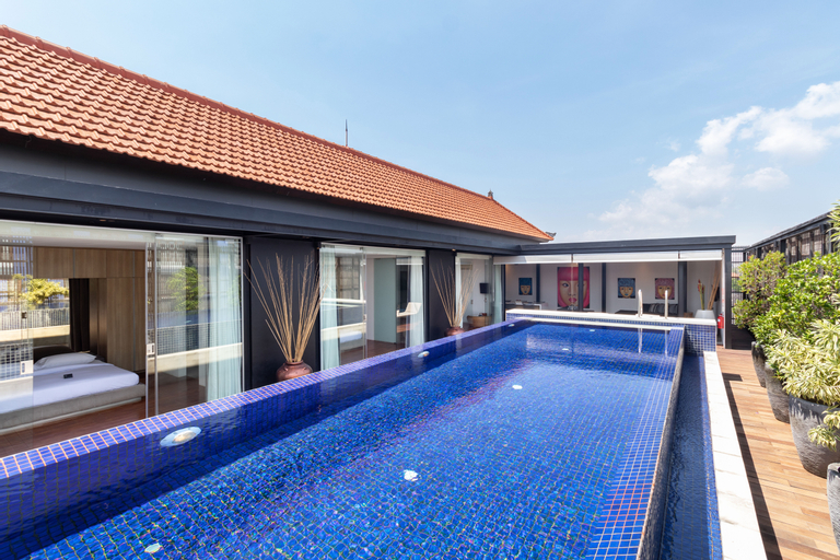 Swimming Pool 1