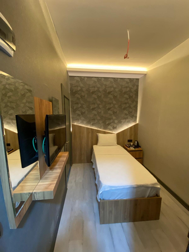 Bedroom 2, OTEL ORTADOĞU, Merkez