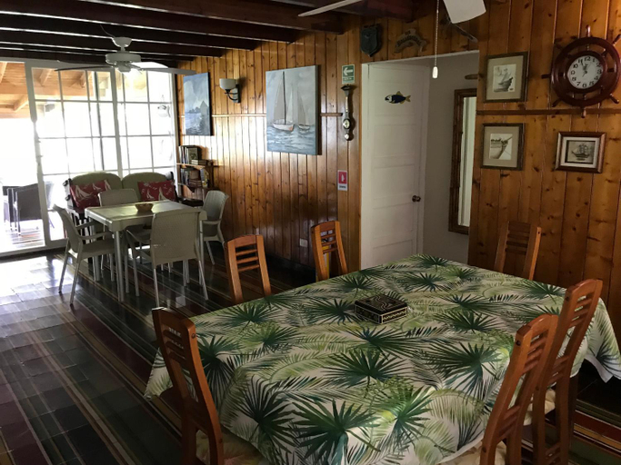 Others 4, Capi´s Place, San Andrés