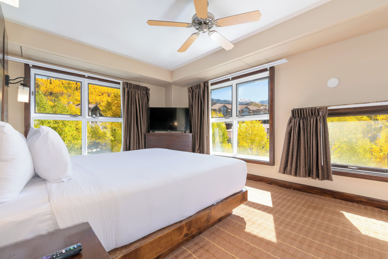 Bedroom 3, The Peaks Resort and Spa, San Miguel