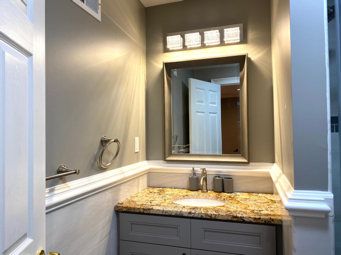 Bathroom 12
