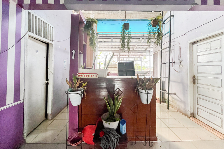 Exterior & Views 2, Graha Dirham Mitra RedDoorz, Musi Banyuasin