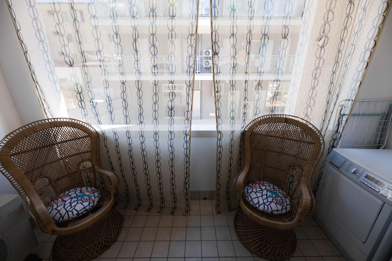 Others 5, Garda Fantasy Apartment - JACUZZI, Brescia