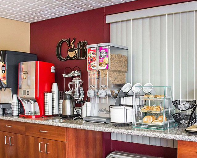 Food & Drinks 4, Econo Lodge Columbus Area, Franklin