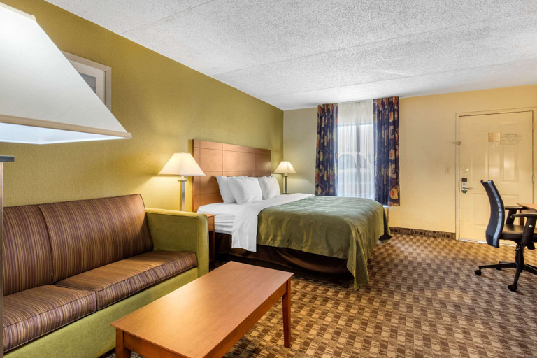 Bedroom 3, Quality Inn Lebanon, Wilson