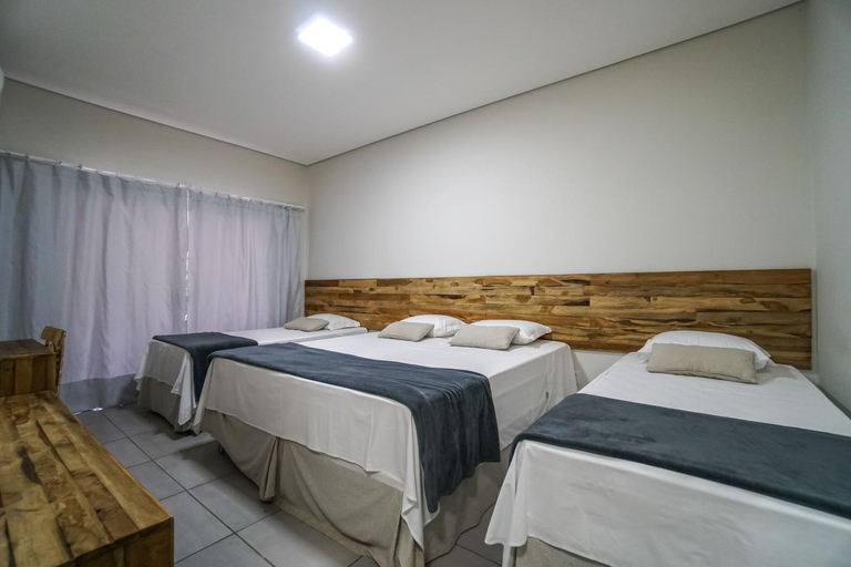 Bedroom 2, Santa Rosa Pantanal Hotel, Poconé