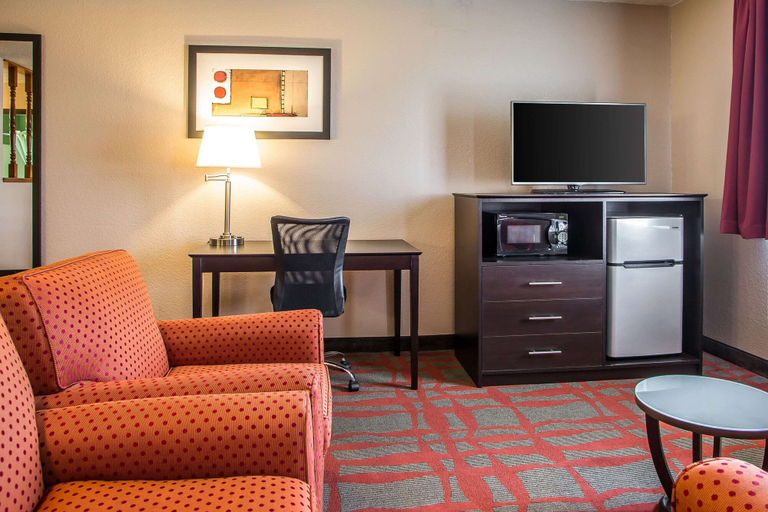 Others 4, Quality Inn & Suites West Bend, Washington