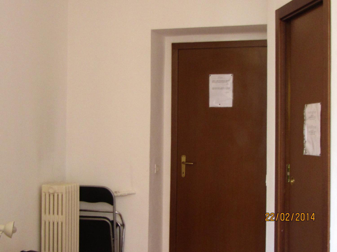 Others 4, Hotel Gambara, Milano
