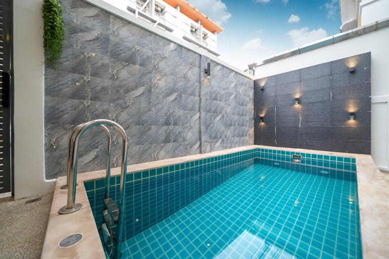 Sport & Beauty 2, Prime Patong-5BR-6BR pool villa See photo BEFORE BOOK, Phuket Island