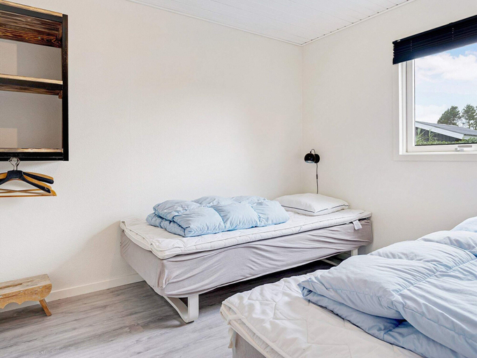 Bedroom 2, 6 Person Holiday Home in Saeby, Frederikshavn