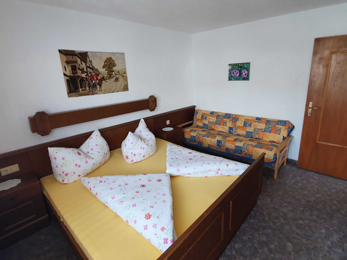 Bedroom 5, Apartment in Gerlosberg Near Ski Lift, Schwaz