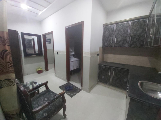 Others 2, Visit Inn Hotel, Lahore