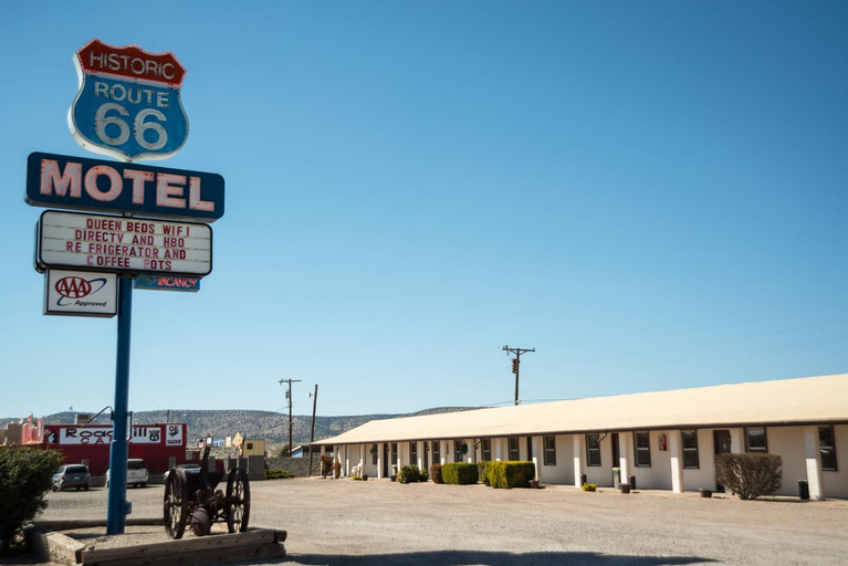 Others 4, Historic Route 66 Motel, Yavapai