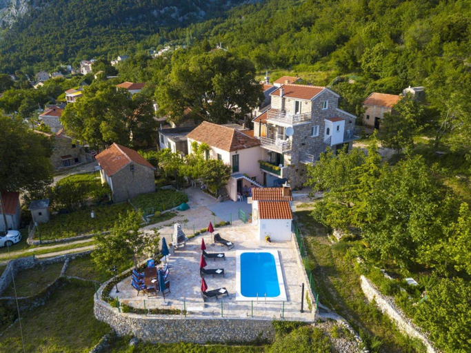 Others 2, Villa Paradise village in Tucepi, private pool, Tučepi
