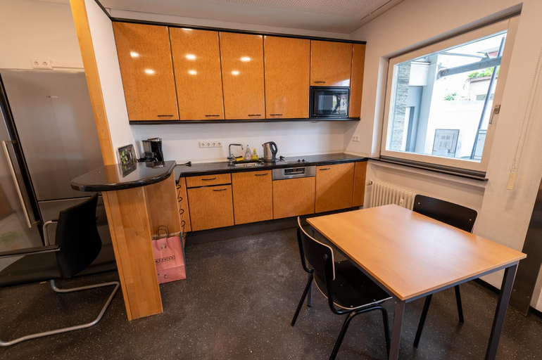 Food & Drinks 2, Stadthaus Seeblick G5 - Hostel, Bodenseekreis