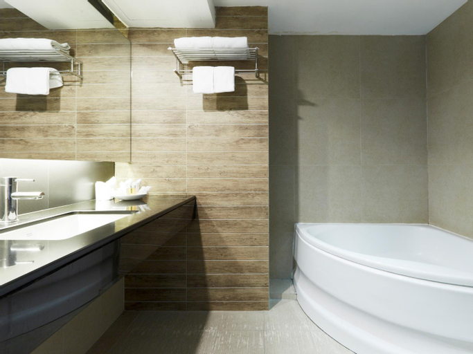 Bathroom 5